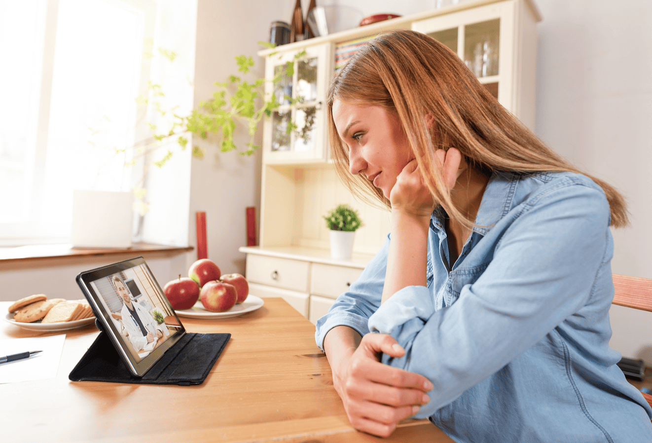 Mental Health in Recovery woman on Facetime with family